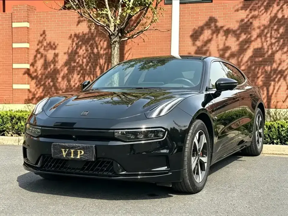 Zeekr 001