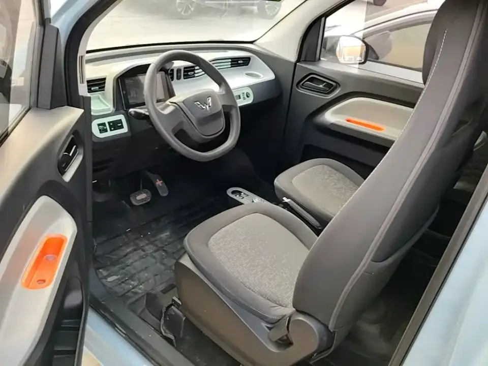 Wuling MINIEV