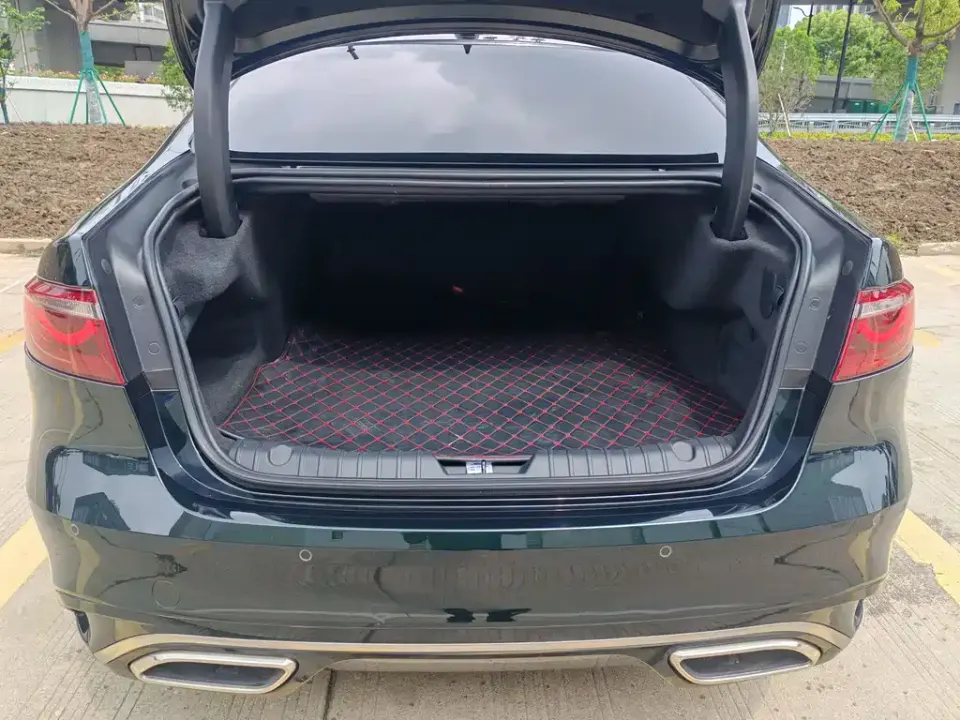 Jaguar XFL