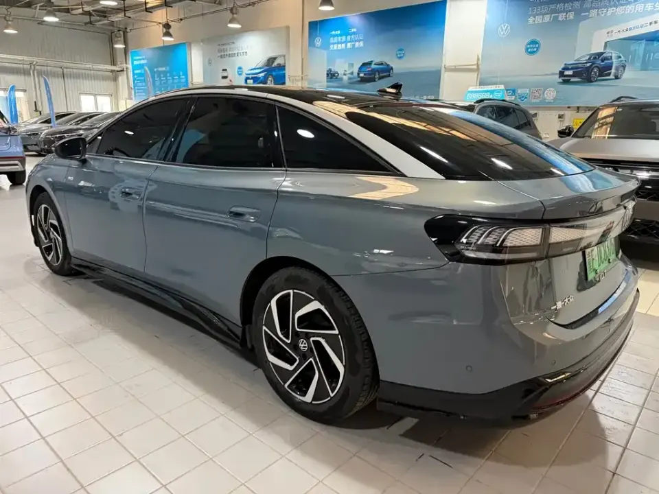 Volkswagen ID.7 VIZZION