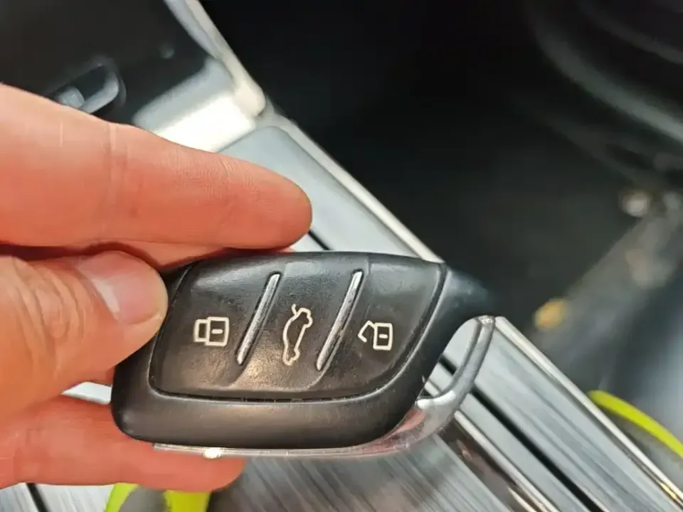 Roewe RX5