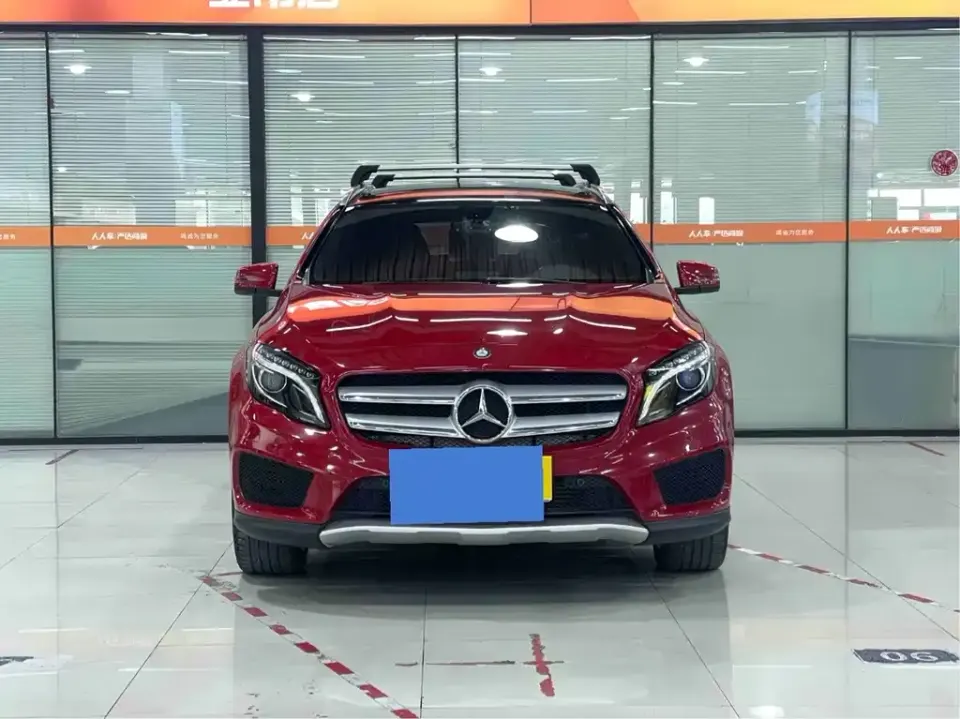Mercedes-Benz GLA