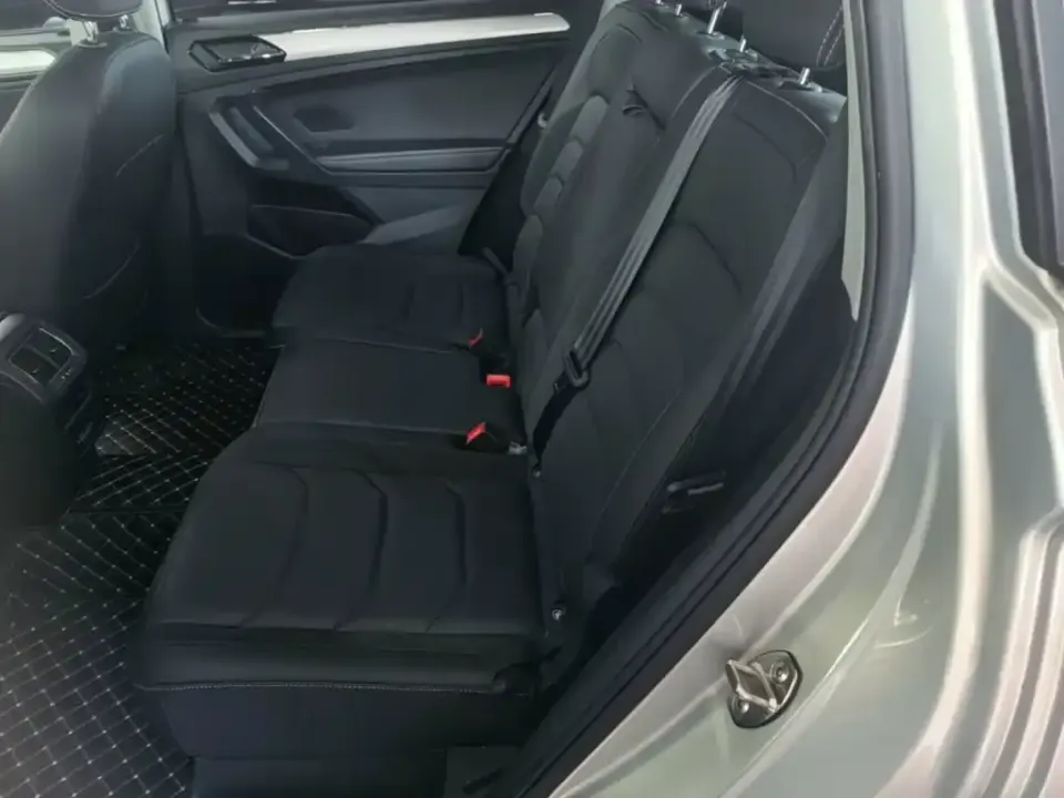 Volkswagen Tiguan L PHEV