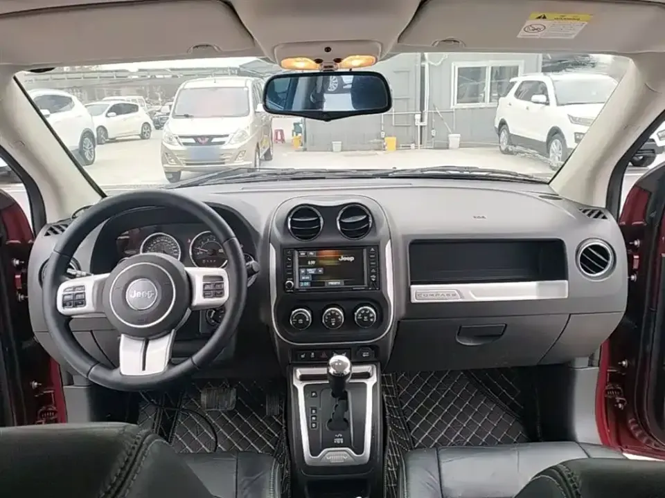 Jeep Compass (Import)