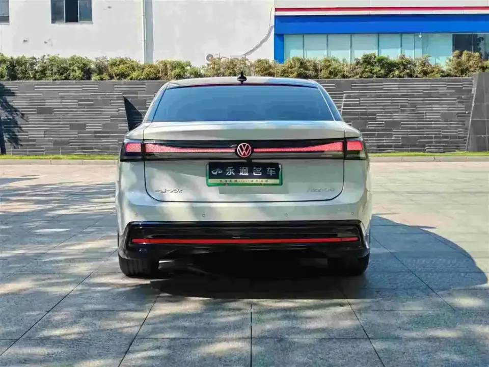 Volkswagen ID.7 VIZZION