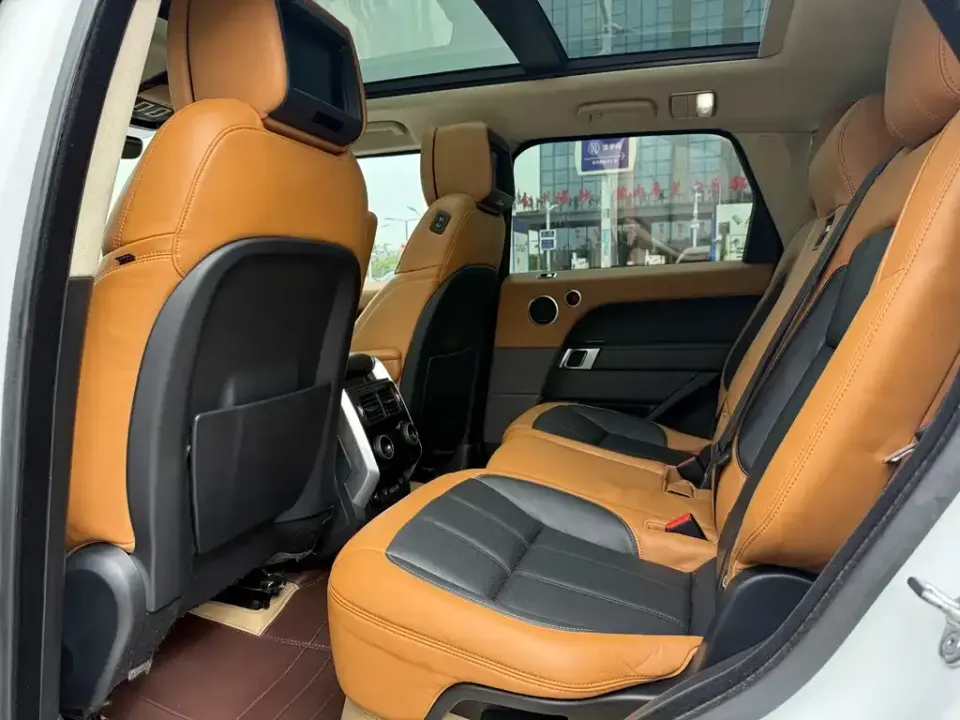 Land Rover Sport