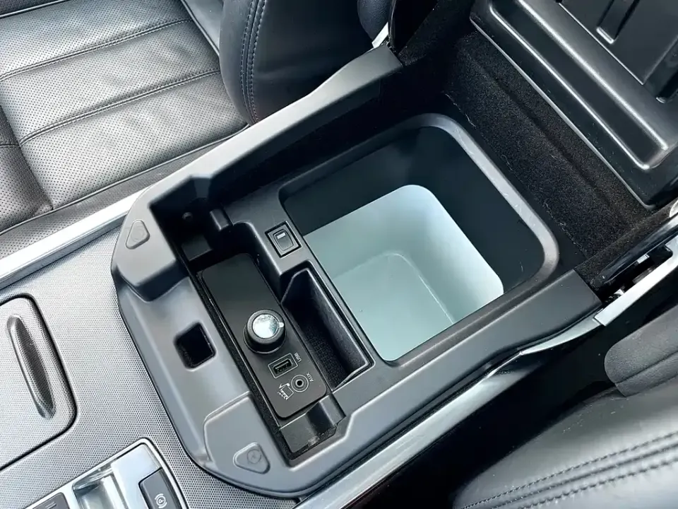 Land Rover Sport