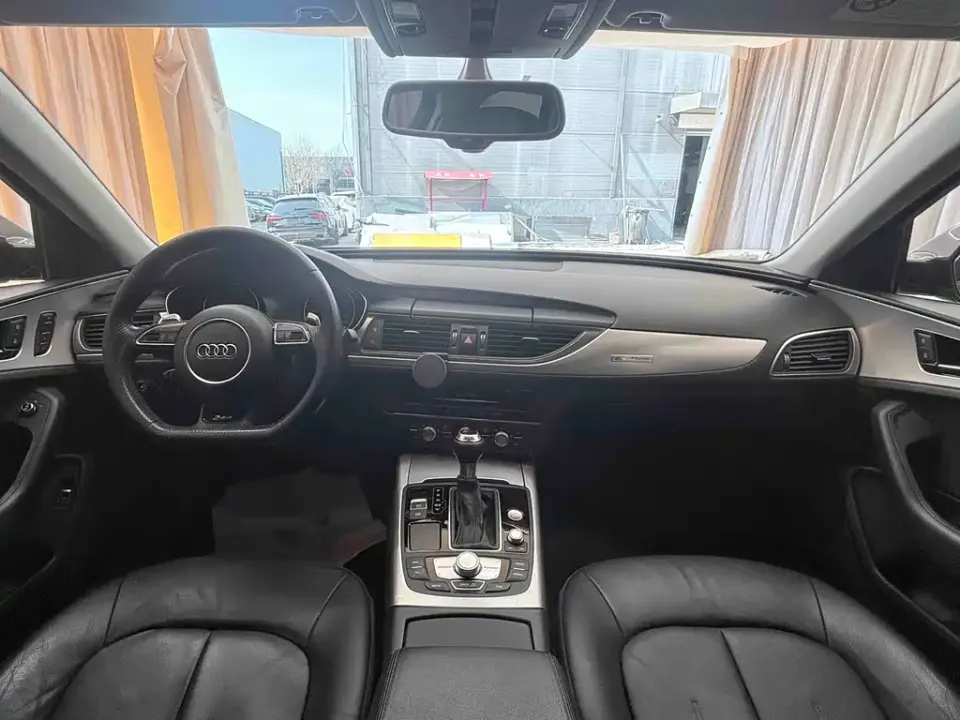 Audi A6 (Import)