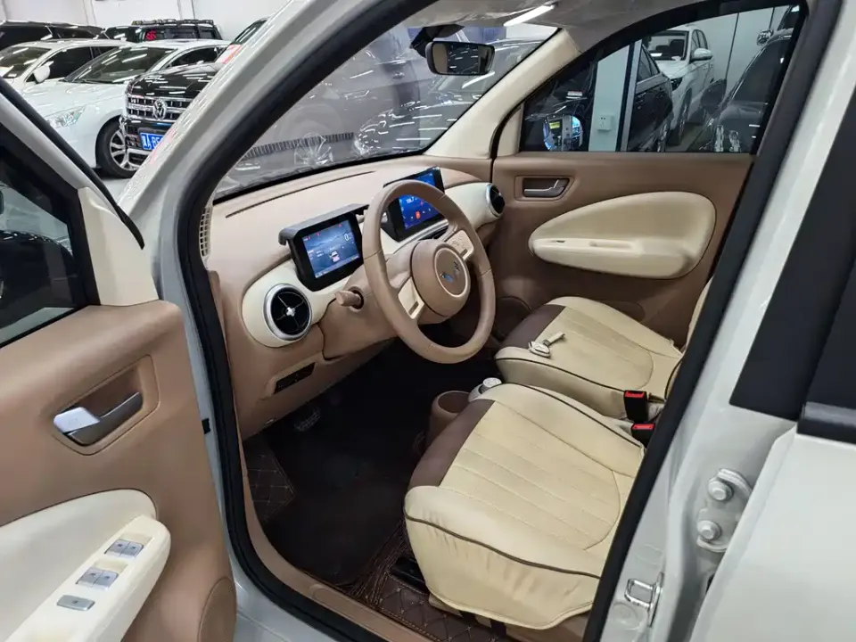 Wuling MINIEV