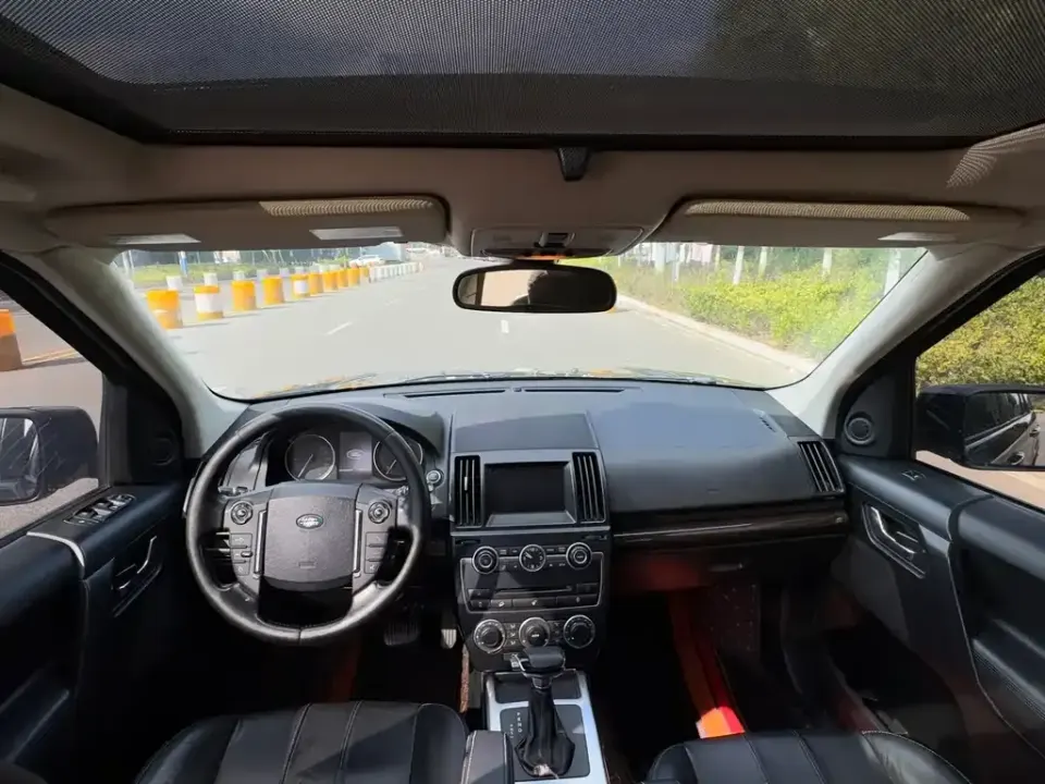 Land Rover Freelander 2