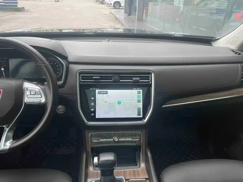 Roewe RX8