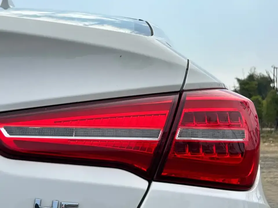 Hongqi Hongqi H5