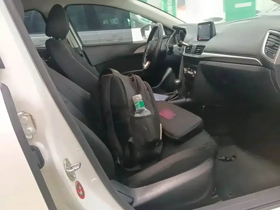 Mazda 3 Axela