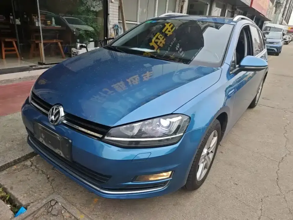 Volkswagen Golf (Import)