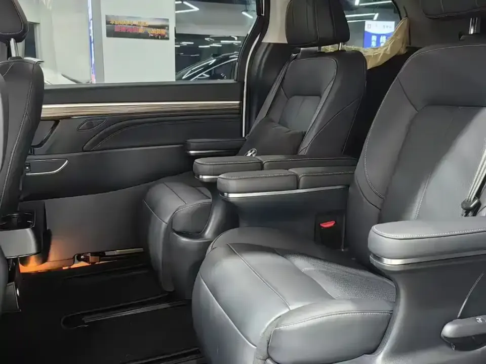 GAC Trumpchi M8