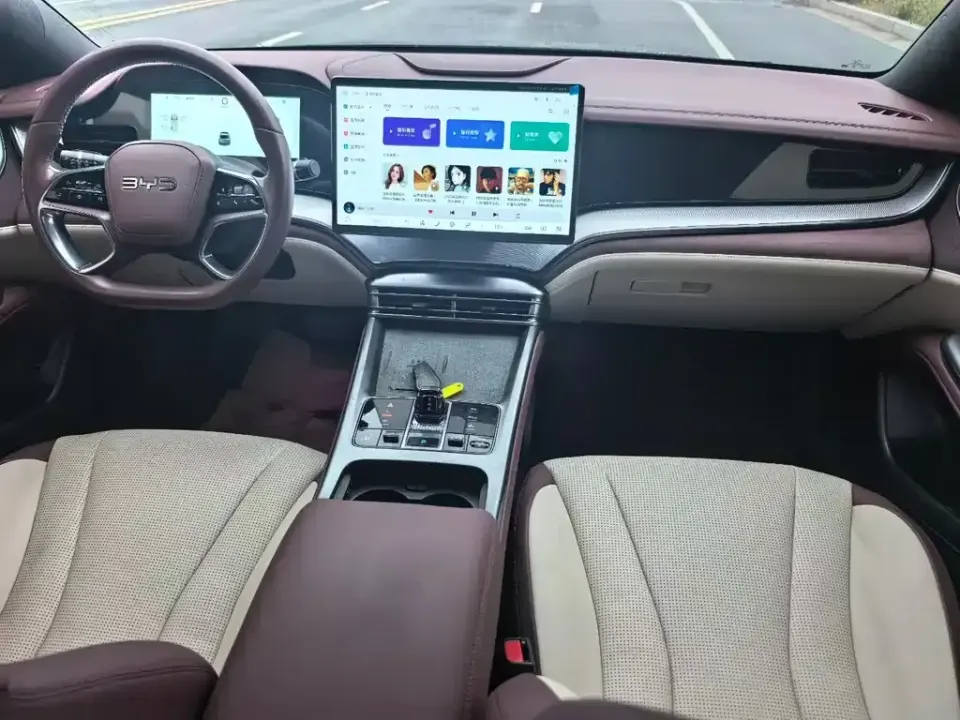 BYD Seal 07 DM-i