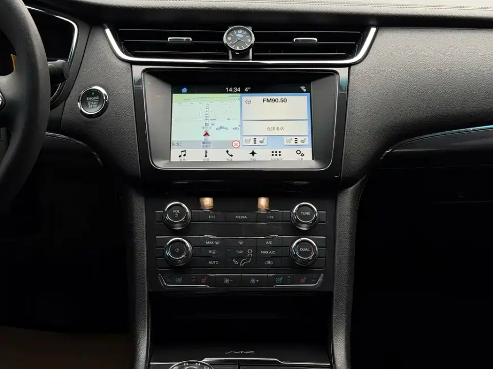Ford Taurus