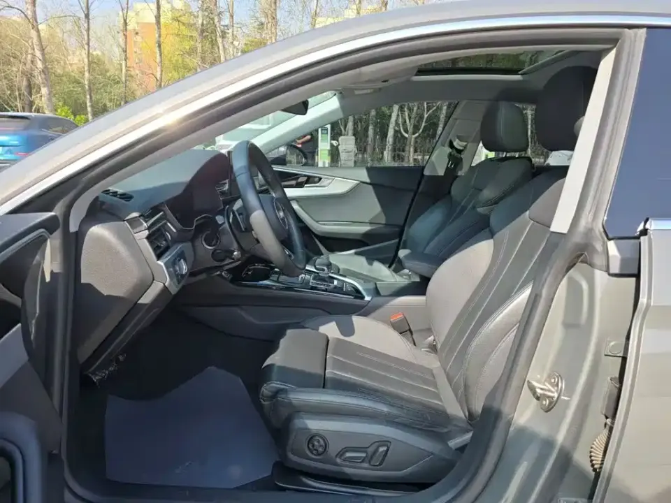Audi A5 (Import)