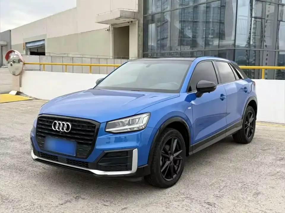 Audi Q2L