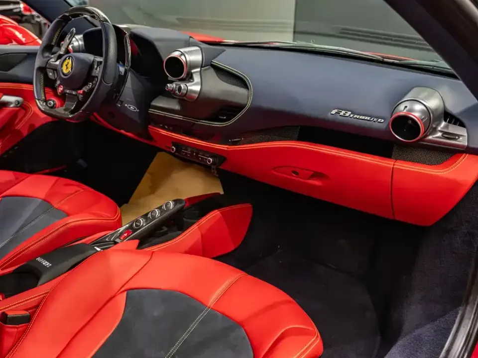 Ferrari F8