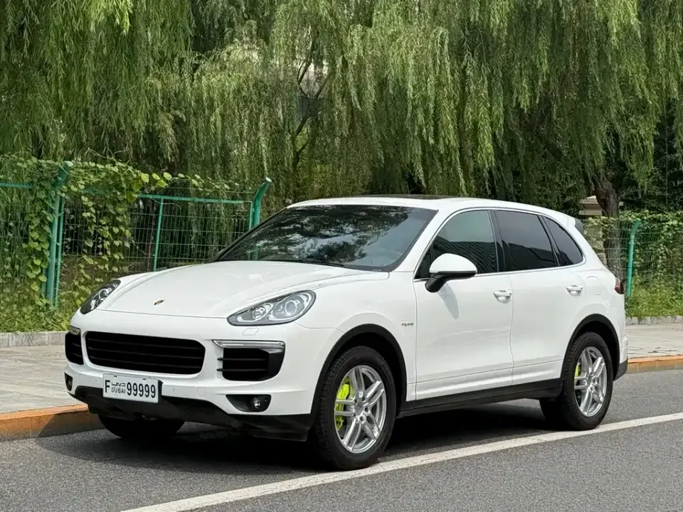 Porsche Cayenne Hybrid