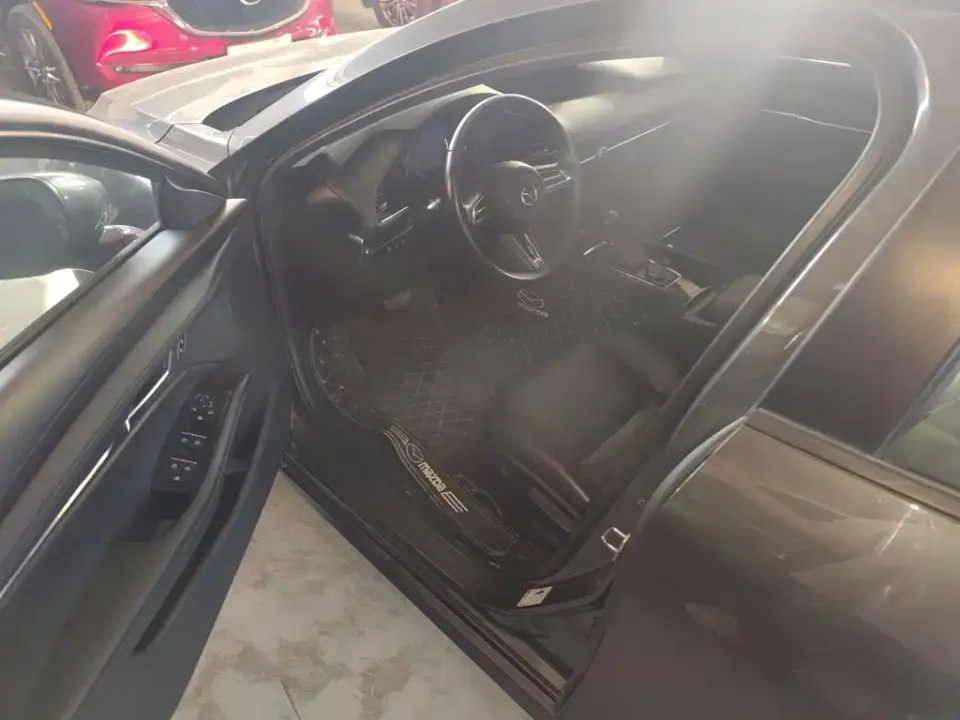 Mazda 3 Axela