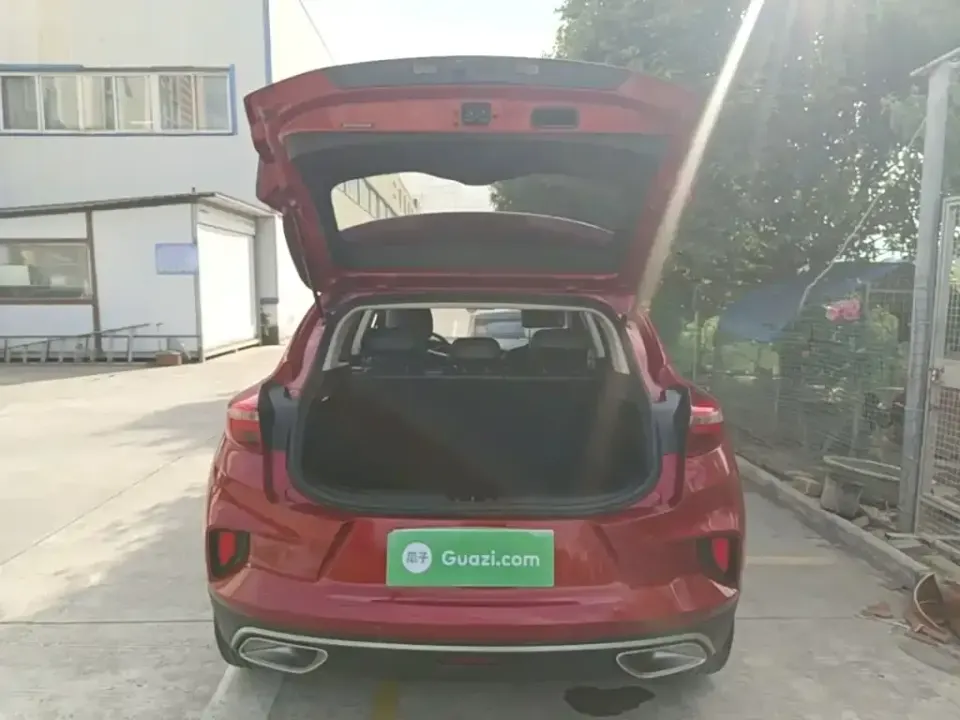 Geely Emgrand GS