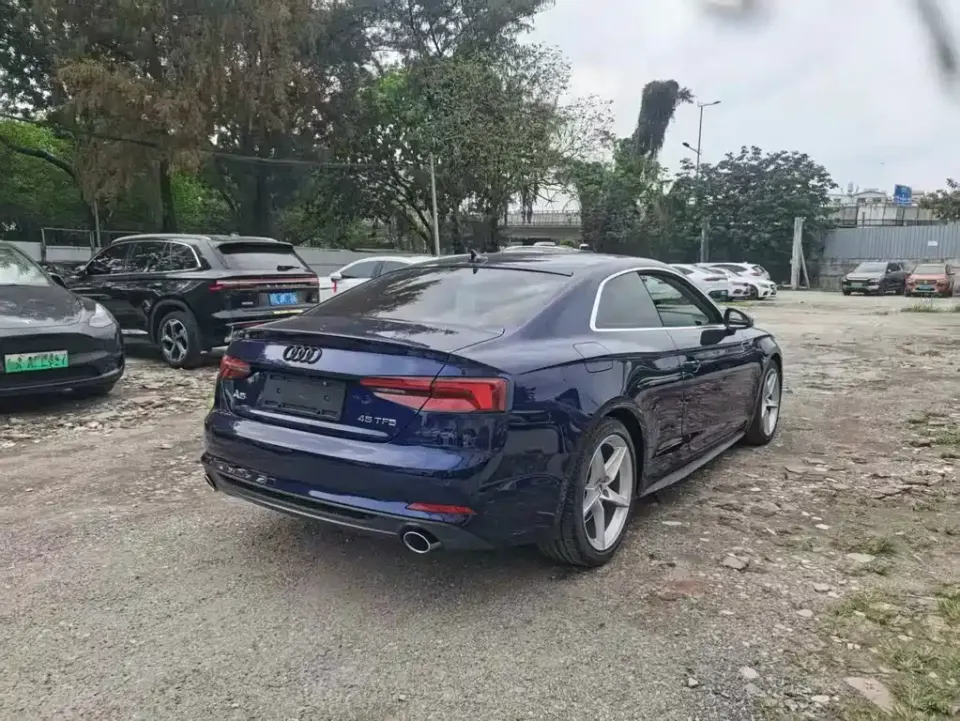 Audi A5 (Import)