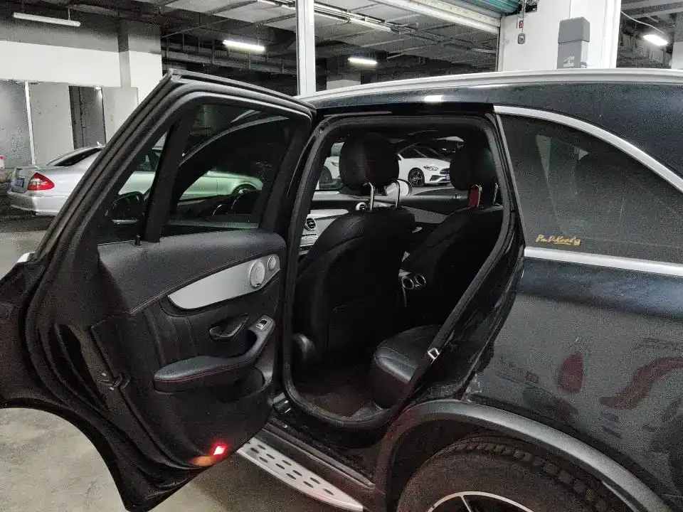 Mercedes-Benz GLC AMG