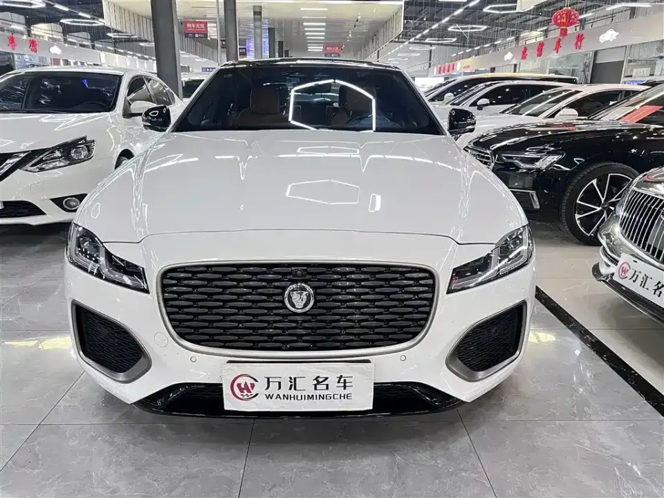 Jaguar XFL