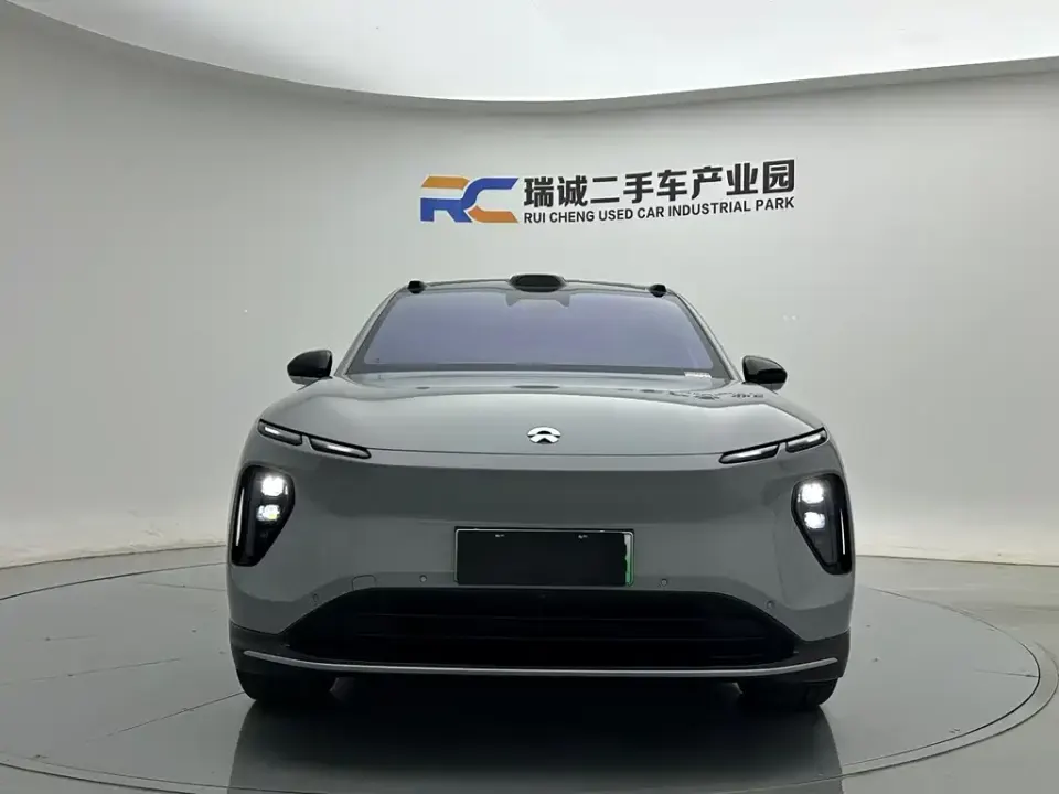 Nio EC6