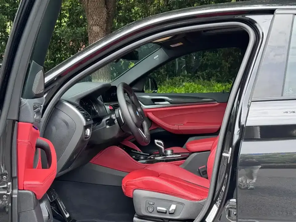 BMW X4 M