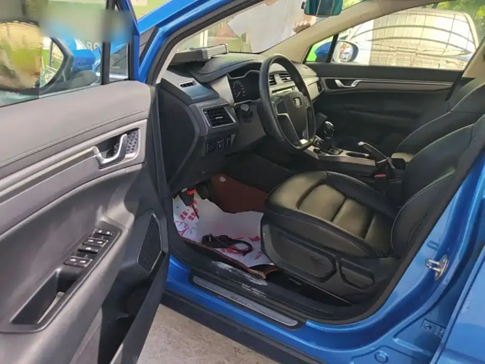 Geely Emgrand GS