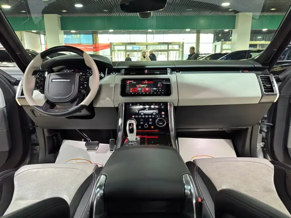 Land Rover Sport