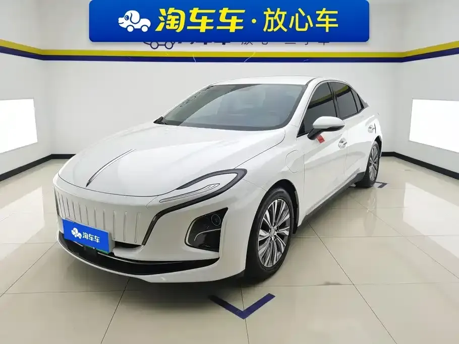 Hongqi Hongqi E-QM5
