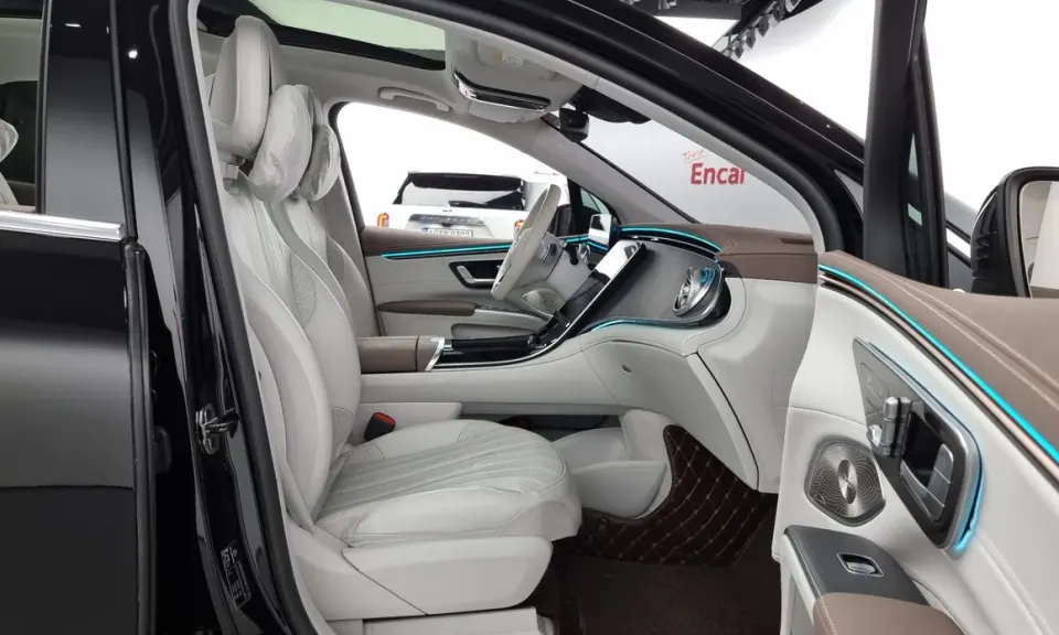 Mercedes-Benz EQS