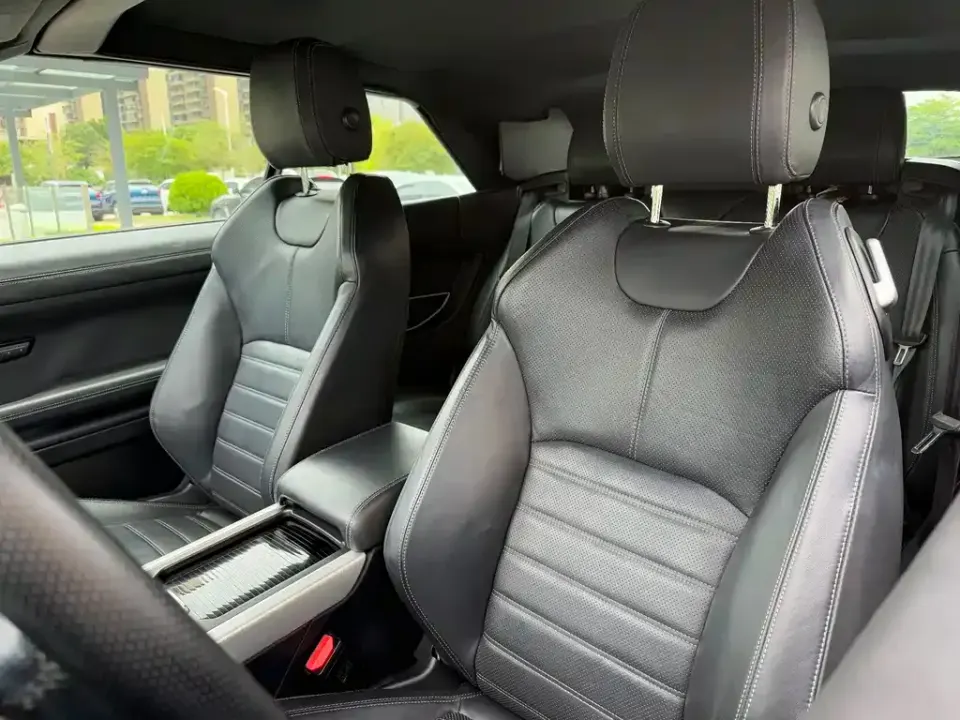 Land Rover Evoque (Import)