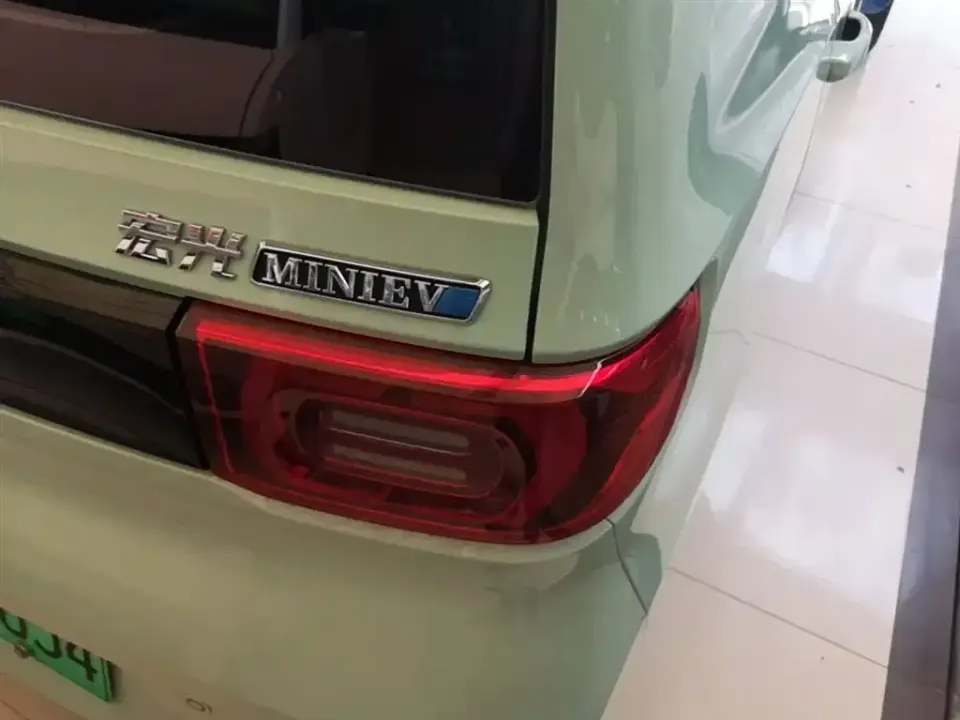 Wuling MINIEV