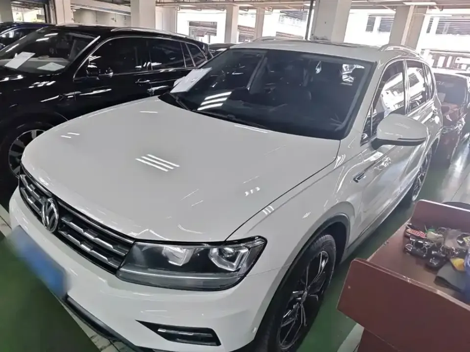 Volkswagen Tiguan L