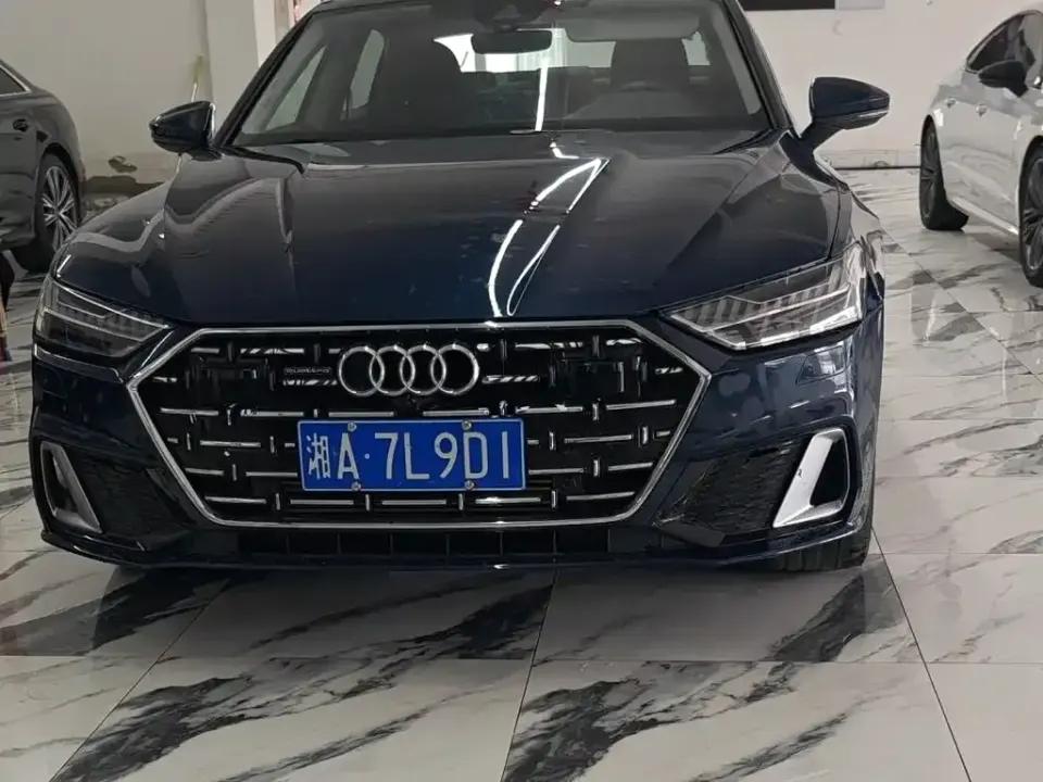 Audi A7L