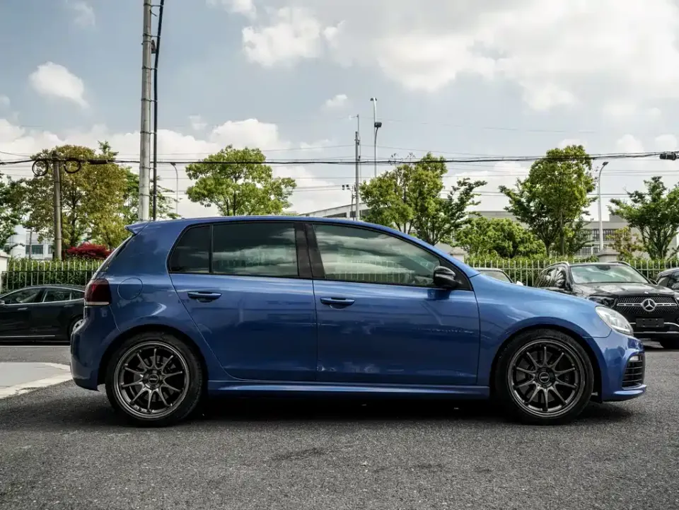 Volkswagen Golf (Import)