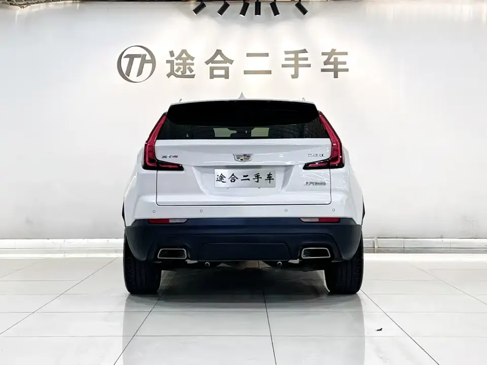 Cadillac XT4