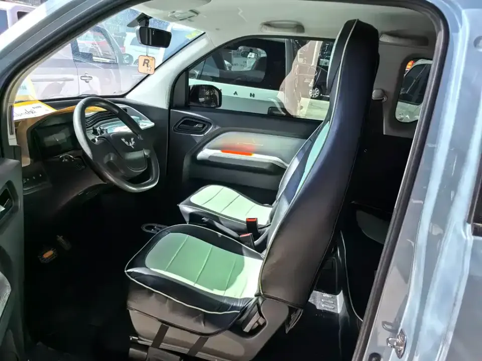 Wuling MINIEV