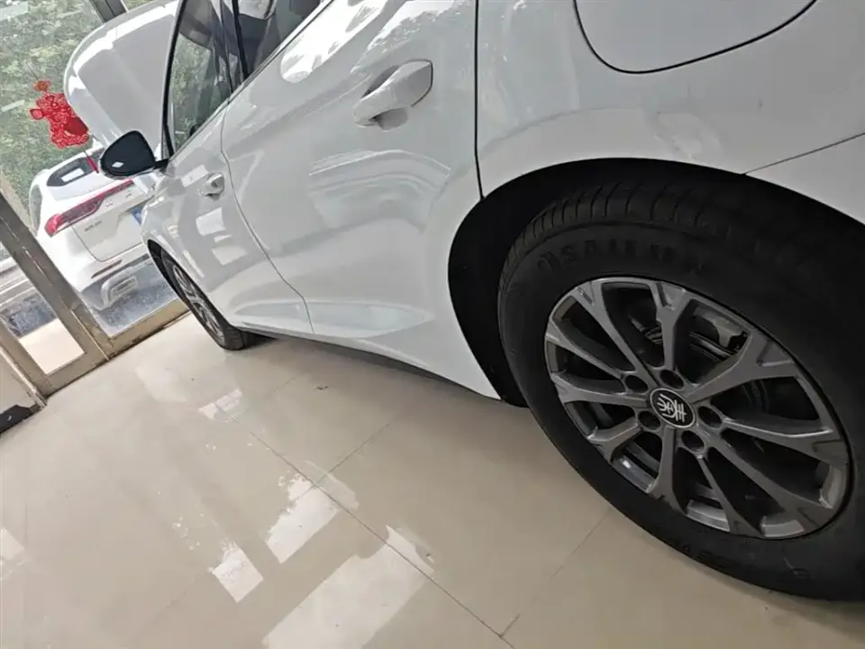 BYD Qin L