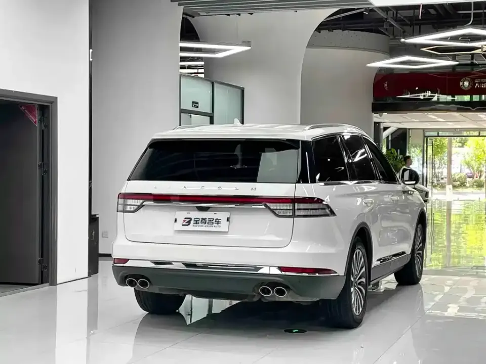 Lincoln Aviator (Import)