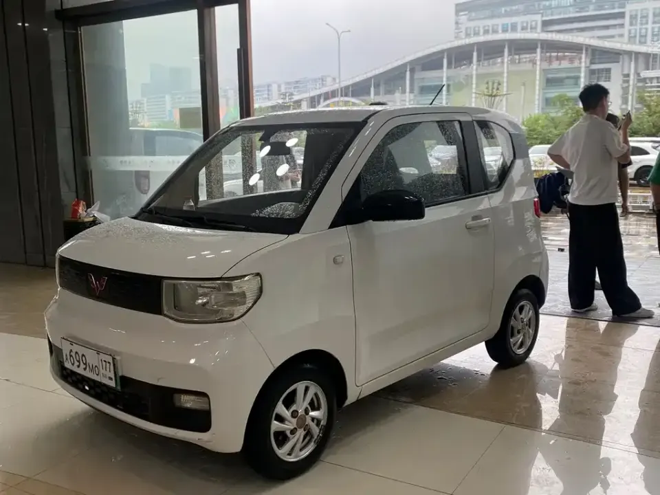 Wuling MINIEV