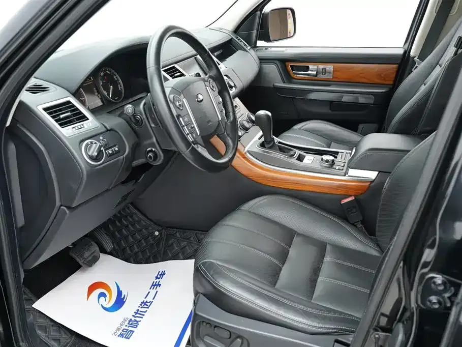 Land Rover Sport