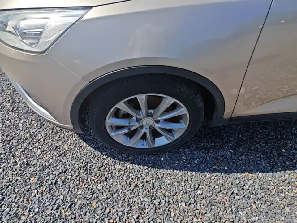 Geely Emgrand GS