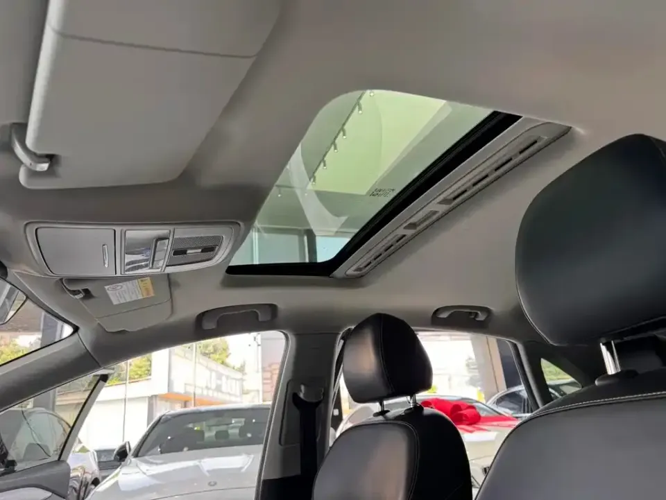 Roewe i6 Max