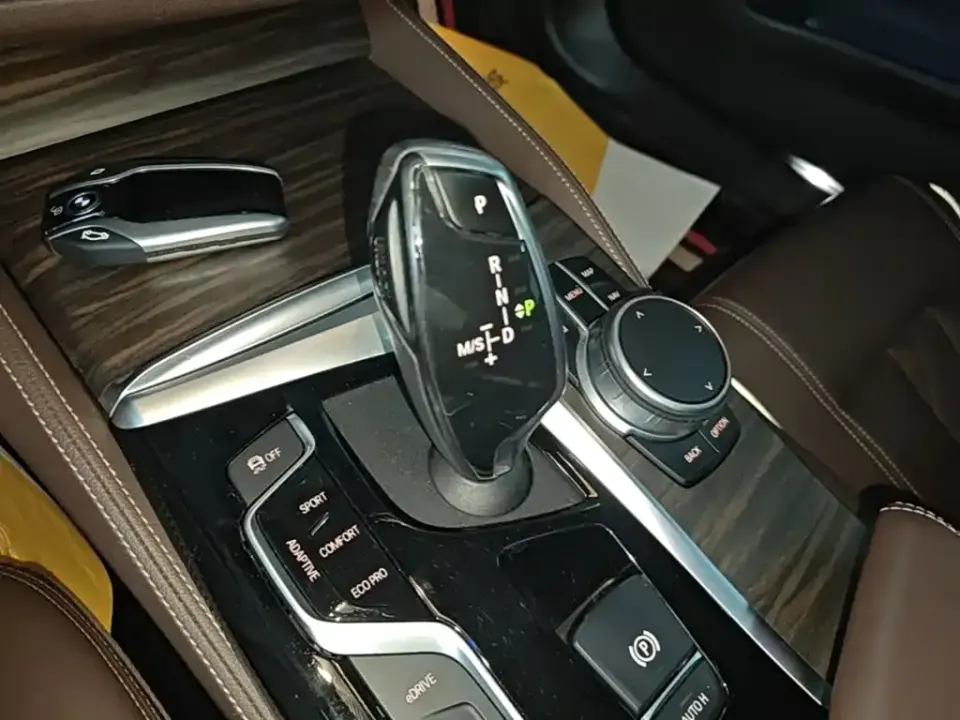 BMW 5 Series New Energy